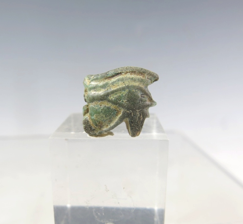 6131. A rather chunky Wedjat Eye of Horus amulet