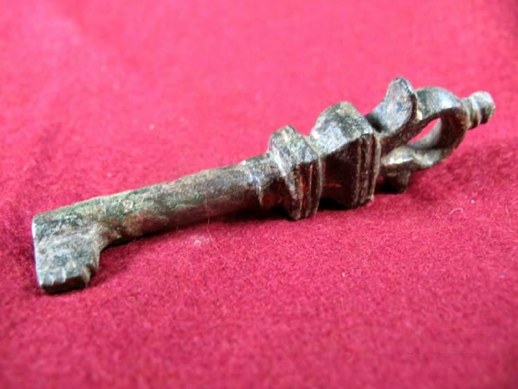**SOLD** Nice Late Roman/Byzantine bronze key