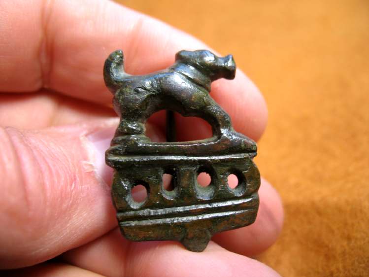  **SOLD** Nice Roman bronze dog brooch