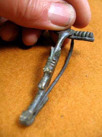 **SOLD**  Very nice Romano-Celtic "hounds head" fibula