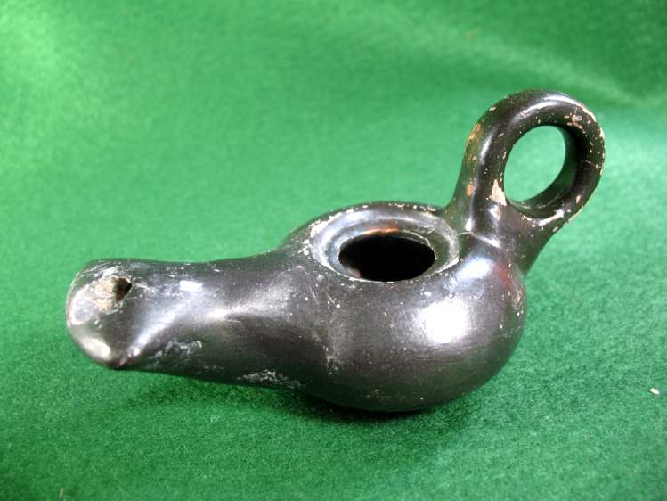 **SOLD** Handsome Greek Hellenistic oil lamp