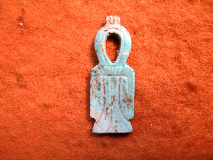**SOLD** Fairly RARE faience amulet of tbe knot of Isis