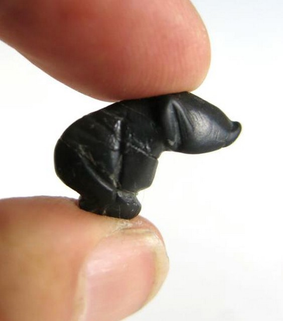  **SOLD** Charming Mesopotamian trussed piglet amulet
