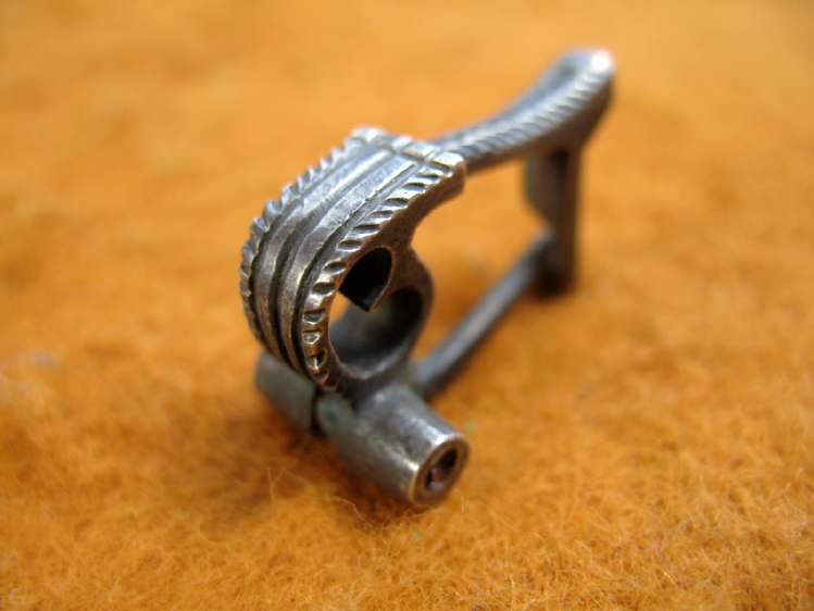 **SOLD** Extremely nice Roman SILVER fibula