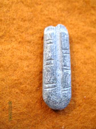 950.**SOLD** Rare type of hardstone amulet: the two fingers