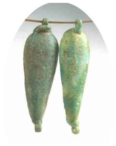 **SOLD**  Pair of fine Amarna faience beads