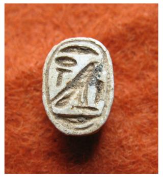 **SOLD**Very precisely worked small steatite scarab
